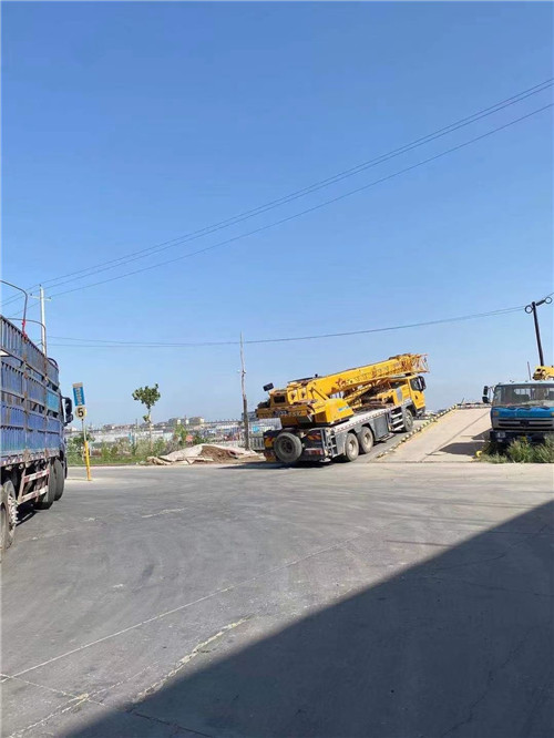 武都区25吨吊车的租赁价格大概是多少？