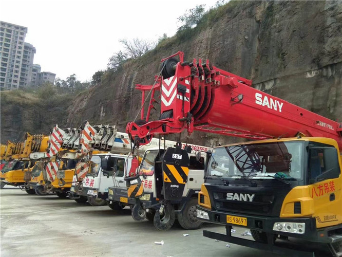 武都区吊车出租按什么计费？台班费、单次费、里程费怎么算？