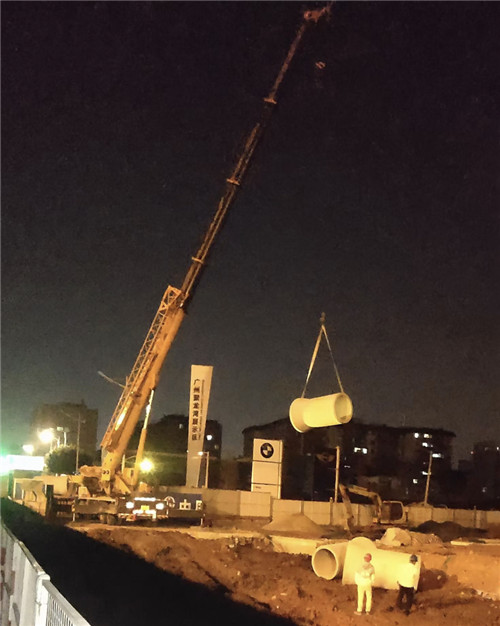 武都区“弯臂矫正”—— 吊车的 “形变补偿” 技术