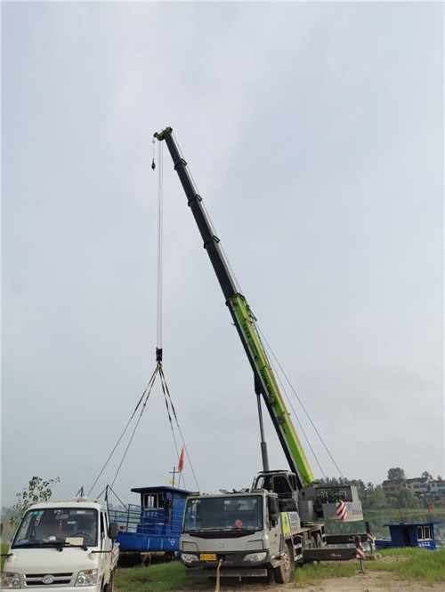 武都区桥梁建设吊装案例